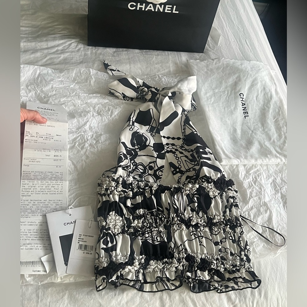 CHANEL TOP crepe de chine I / white black size 36